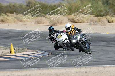 media/Nov-16-2025-Race Pace (Sun) [[8c5fa54630]]/Non Verified Riders (1st 20 Minutes)/2-Turn 10 (1010am)/